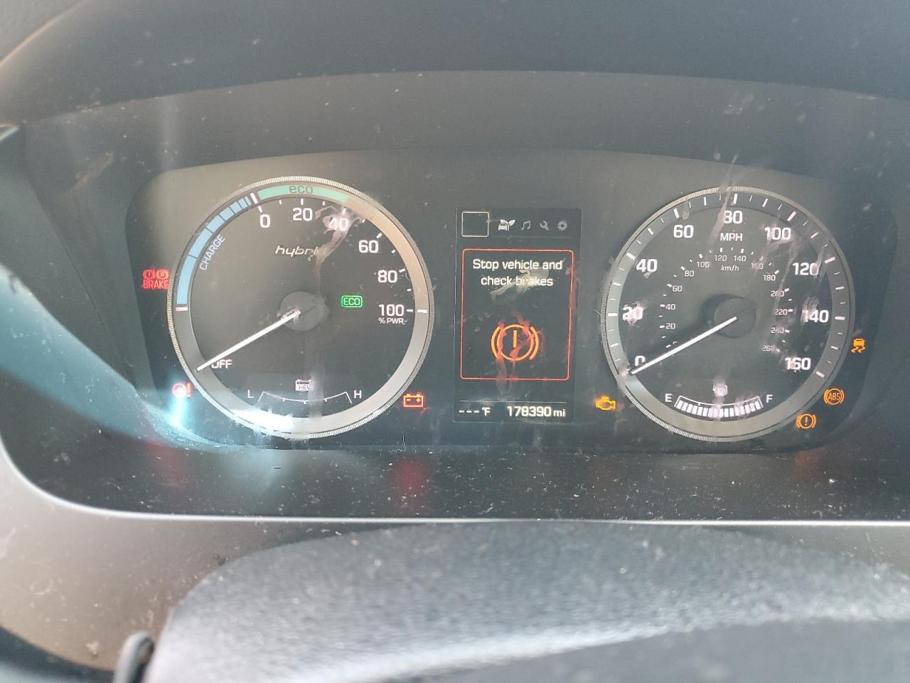 2017 Hyundai Sonata Hybrid VIN: KMHE24L15HA051636 Lot: 69689745