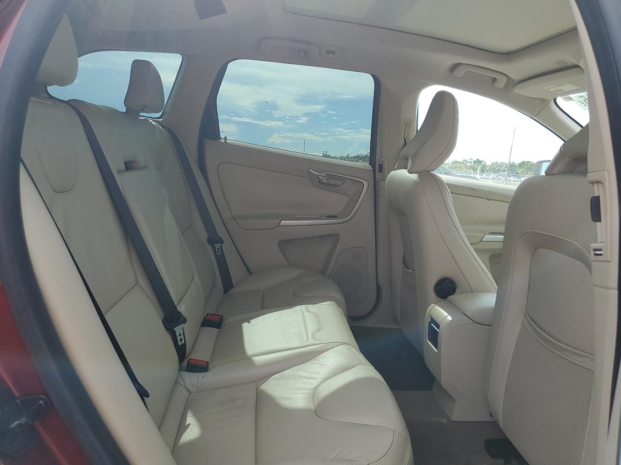 2011 Volvo Xc60 T6 VIN: YV4902DZ1B2214639 Lot: 68087315