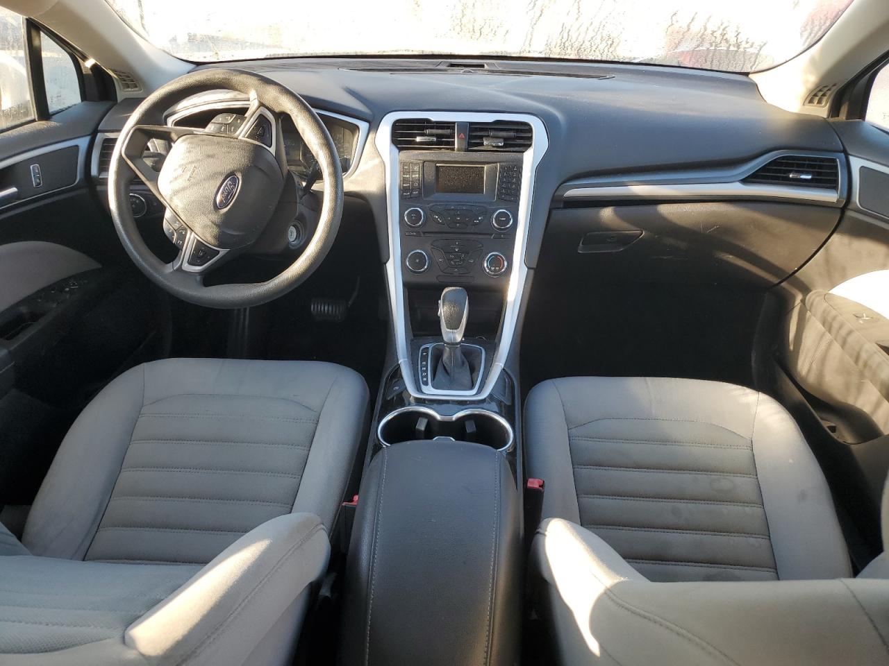 2015 Ford Fusion S VIN: 3FA6P0G71FR252055 Lot: 70383745