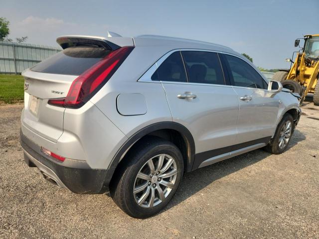  CADILLAC XT4 2020 Srebrny