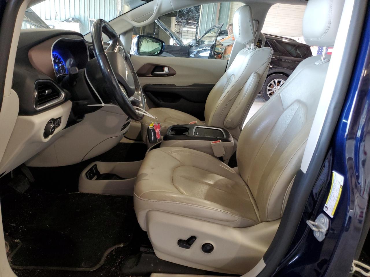 2019 Chrysler Pacifica Touring L Plus VIN: 2C4RC1EG5KR639817 Lot: 67827465