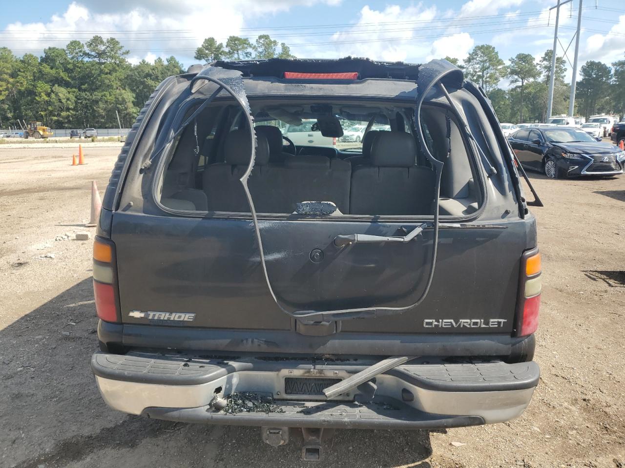 2004 Chevrolet Tahoe C1500 VIN: 1GNEC13Z14R169398 Lot: 68114635