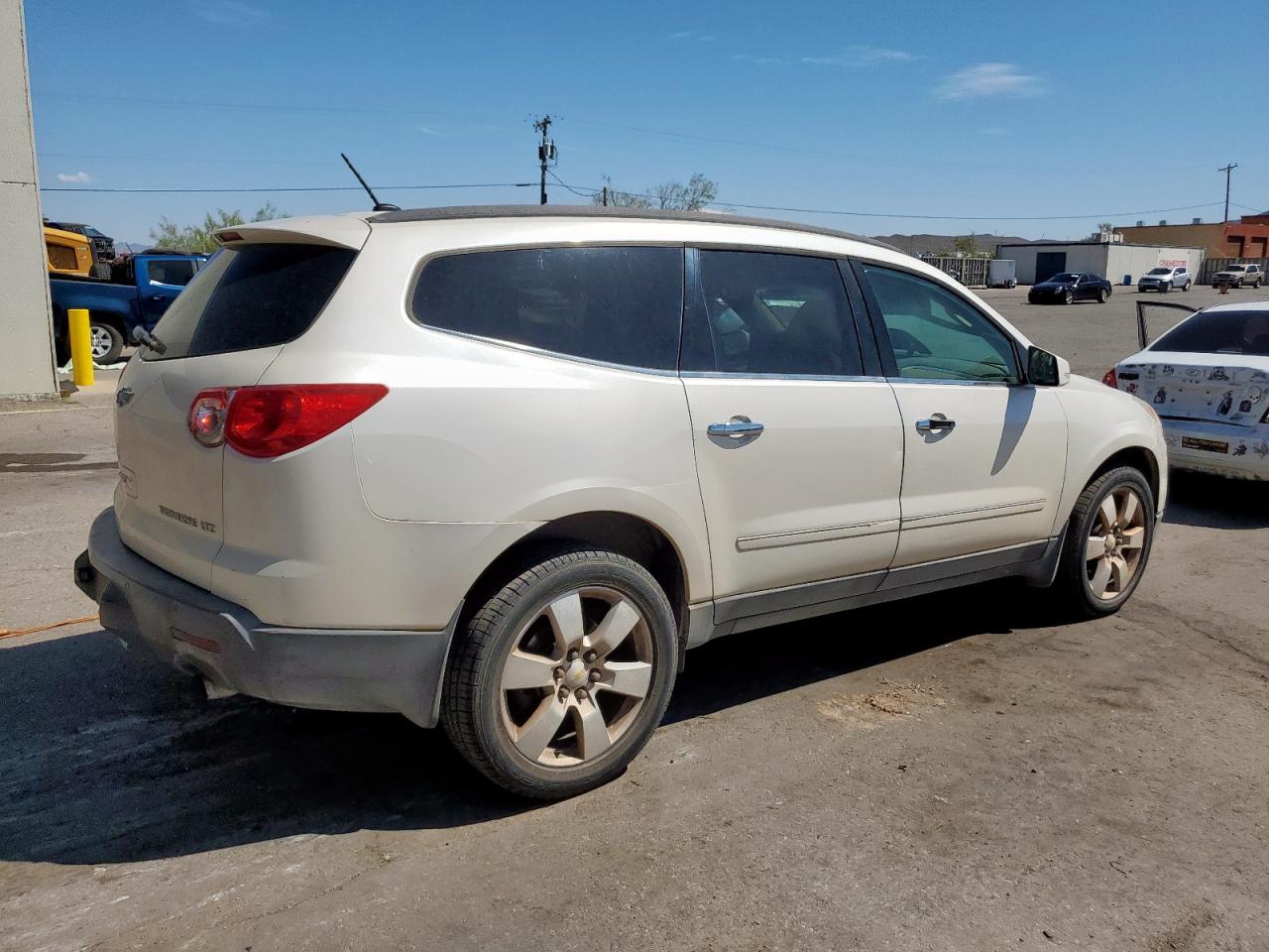 2012 Chevrolet Traverse Ltz white null gas 1GNKRLEDXCJ399291 photo #4
