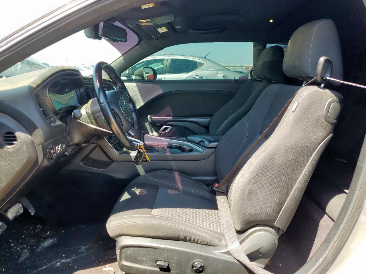 2019 Dodge Challenger Sxt VIN: 2C3CDZAG5KH521123 Lot: 69700805