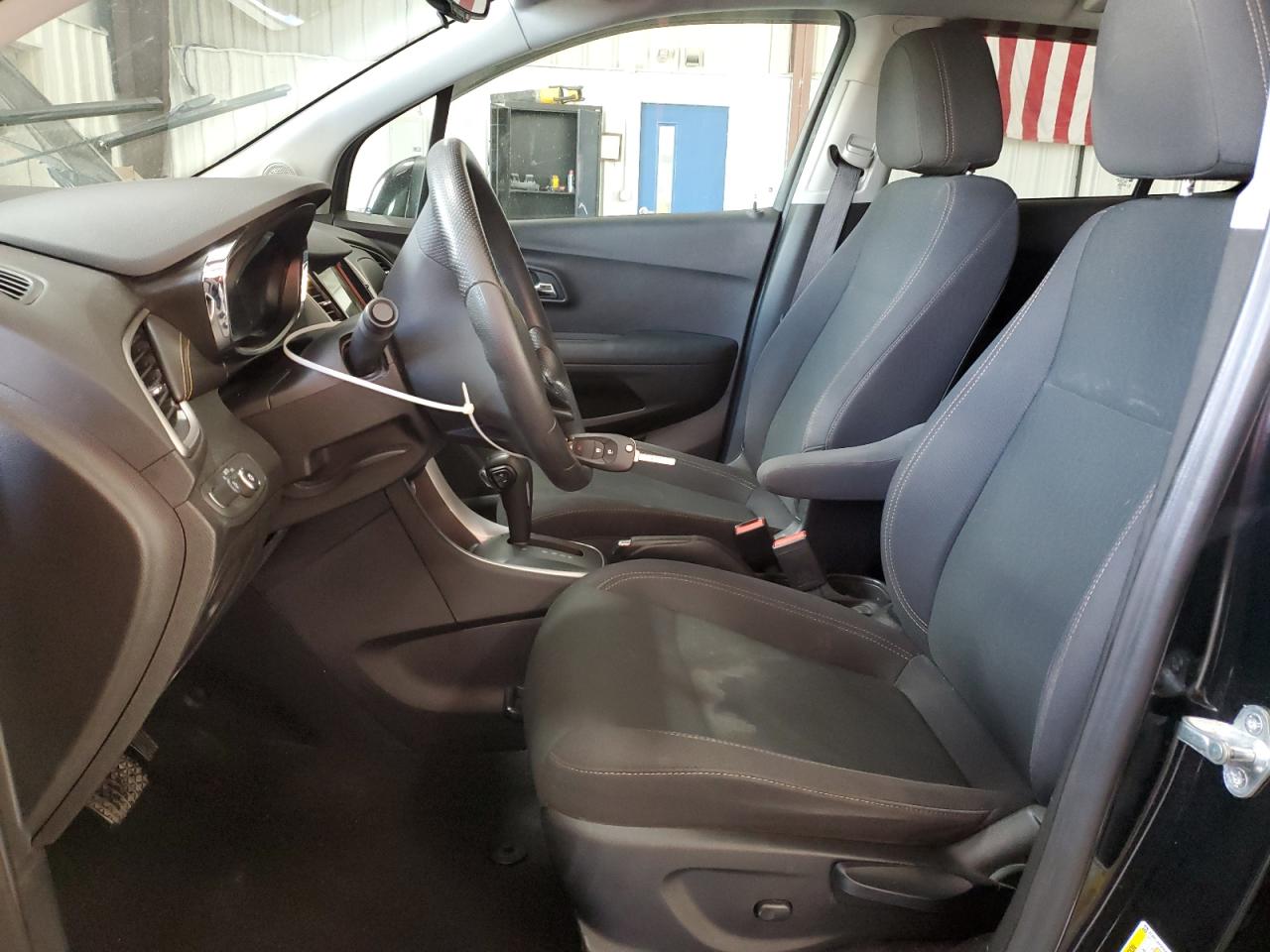 2019 Chevrolet Trax Ls VIN: 3GNCJNSB6KL196805 Lot: 71031945