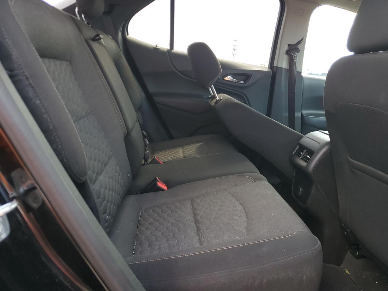 2018 Chevrolet Equinox Lt VIN: 2GNAXJEV2J6108453 Lot: 70250645