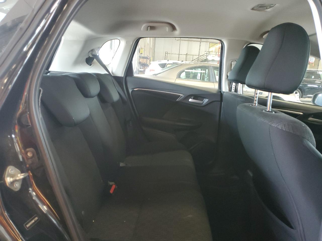 2017 Honda Fit Lx VIN: 3HGGK5H59HM712359 Lot: 67760965