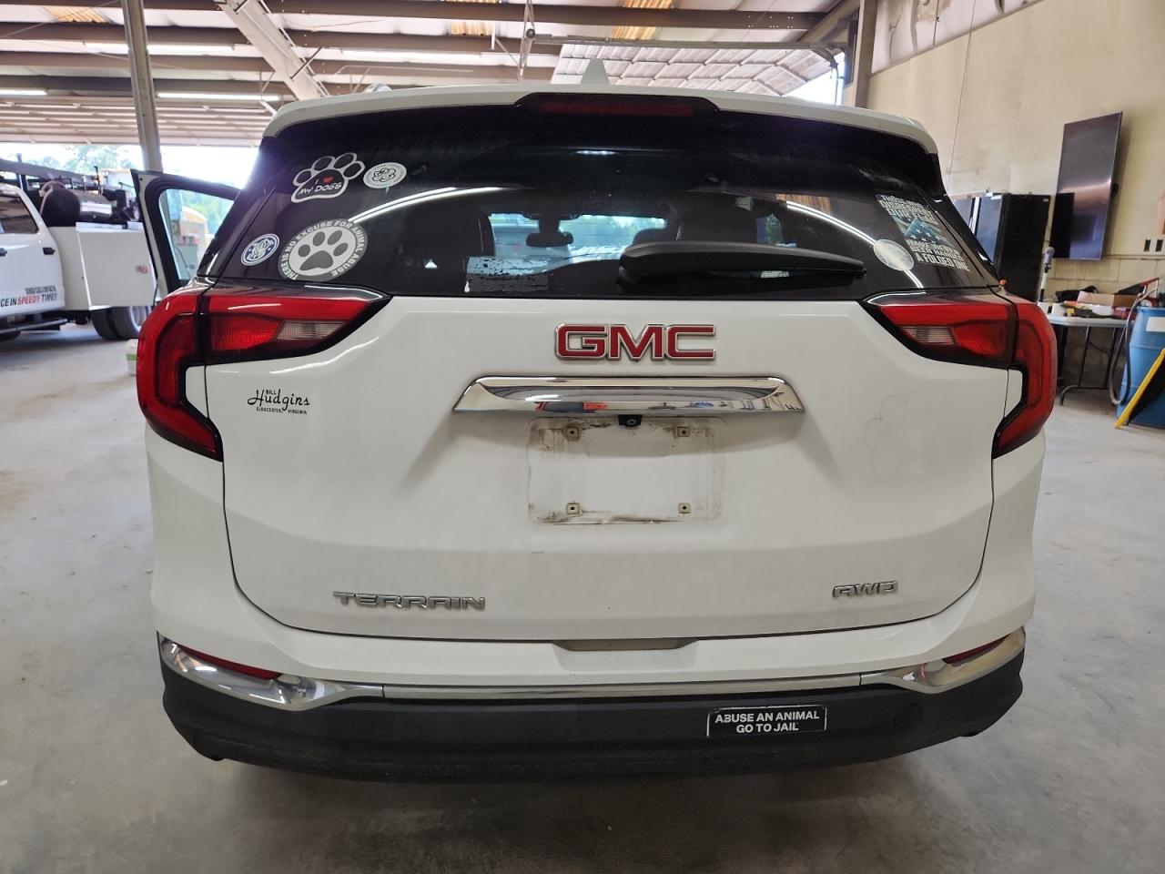 3GKALVEV5LL238306 2020 GMC Terrain Slt