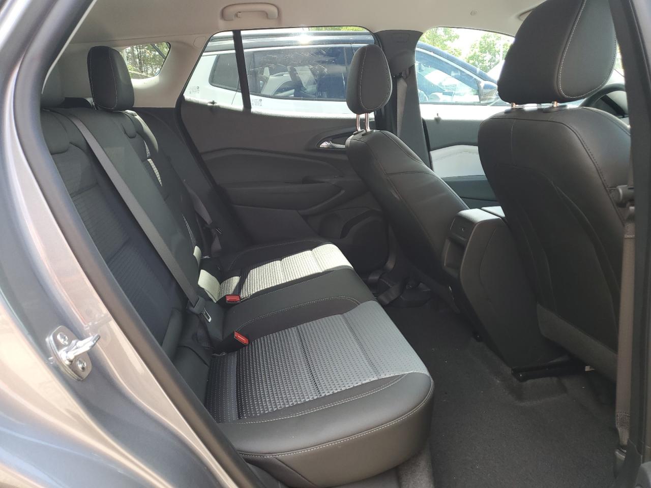 2025 Chevrolet Trax 1Lt VIN: KL77LHEP4SC267635 Lot: 69645515