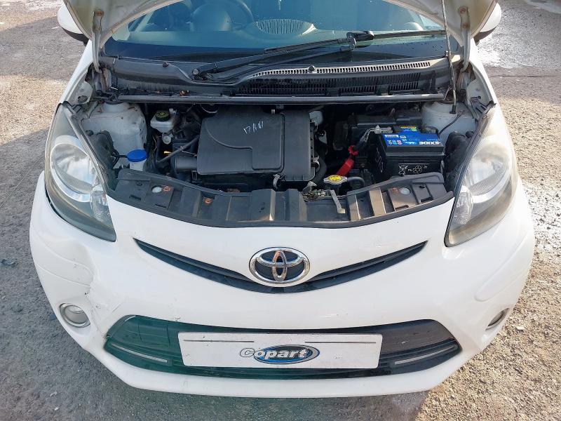 2013 TOYOTA AYGO FIRE