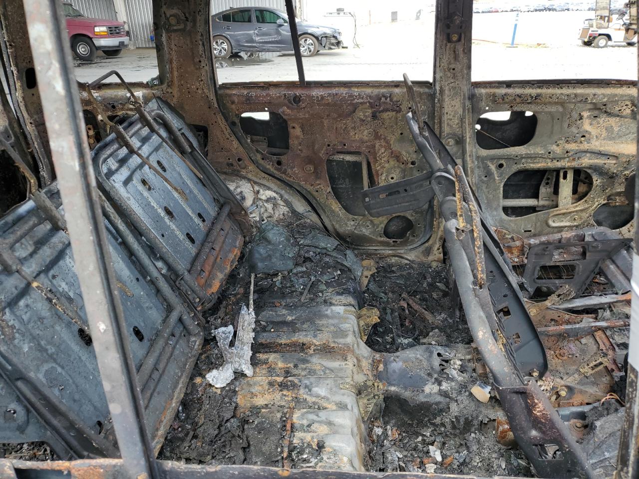 2002 Chevrolet Tracker VIN: 2CNBE13C126907111 Lot: 68773195