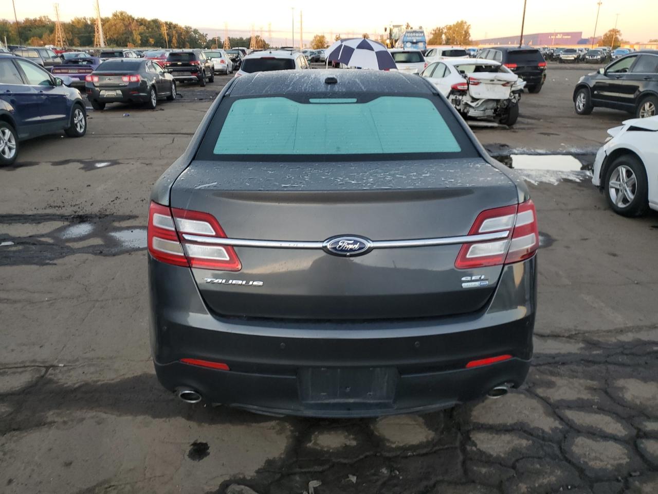 2015 Ford Taurus Sel VIN: 1FAHP2H80FG152371 Lot: 70475605