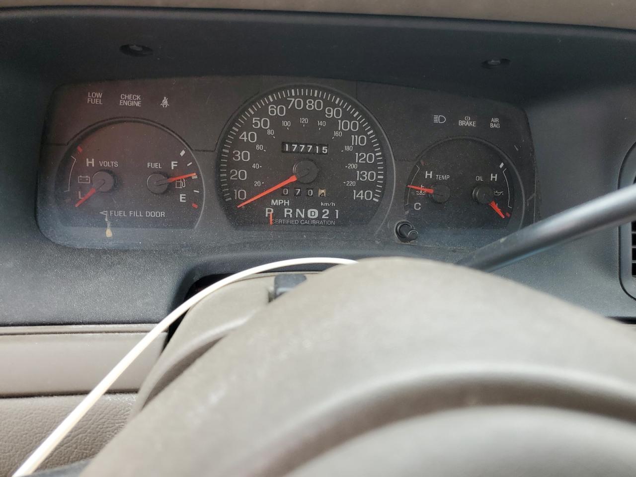 2000 Ford Crown Victoria Police Interceptor VIN: 2FAFP71W1YX163972 Lot: 84869875