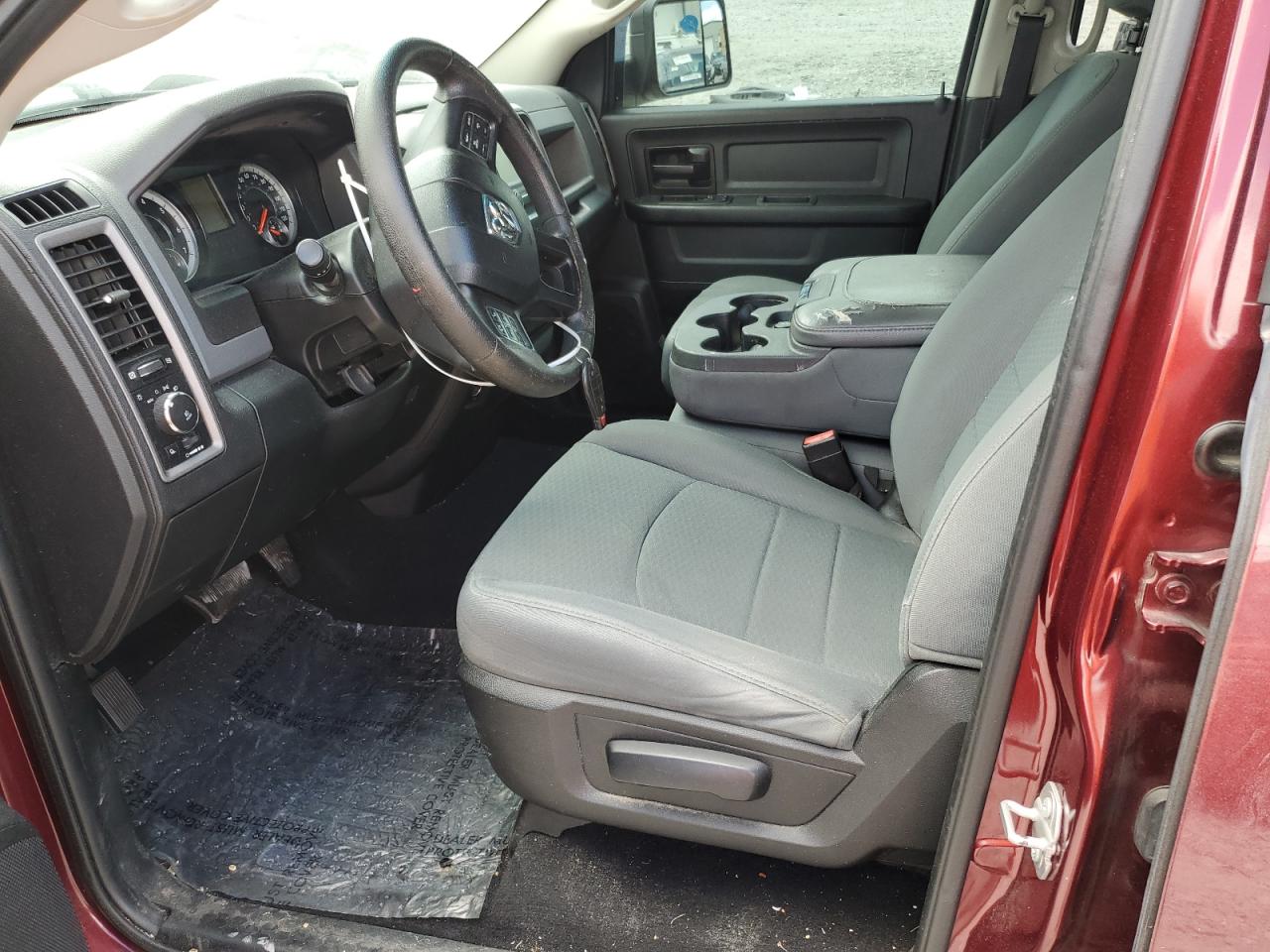 2017 Ram 1500 St VIN: 1C6RR7FT2HS719829 Lot: 69121815