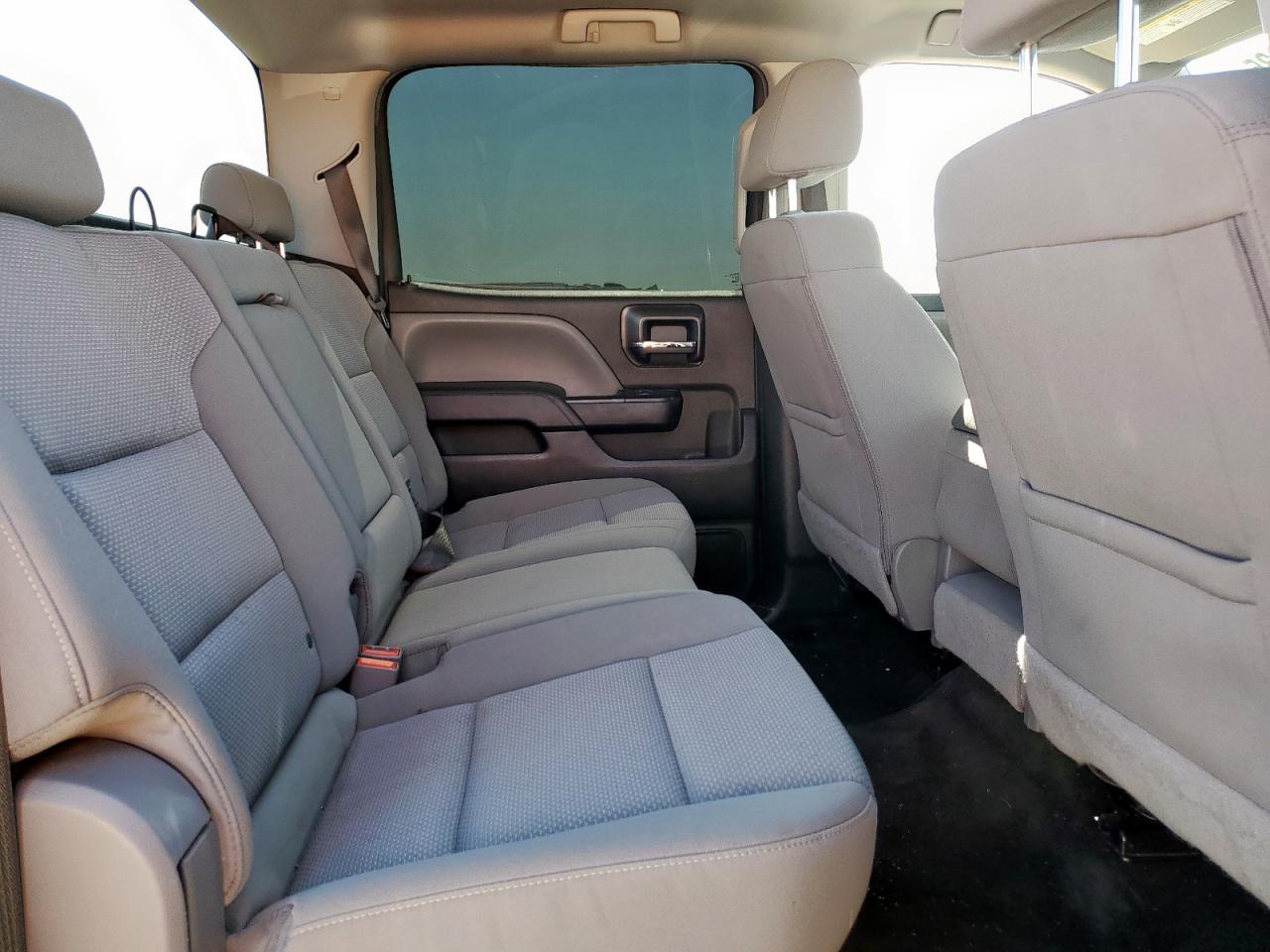 2018 Chevrolet Silverado K1500 Custom VIN: 3GCUKPEC7JG395590 Lot: 66141235