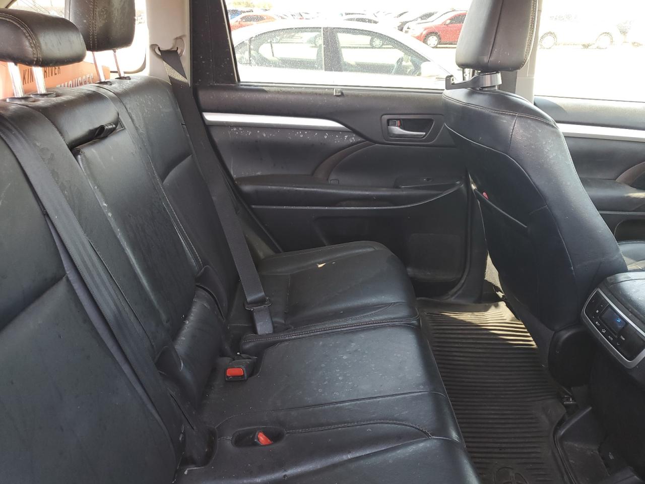 2018 Toyota Highlander Se VIN: 5TDJZRFH7JS830050 Lot: 68324155