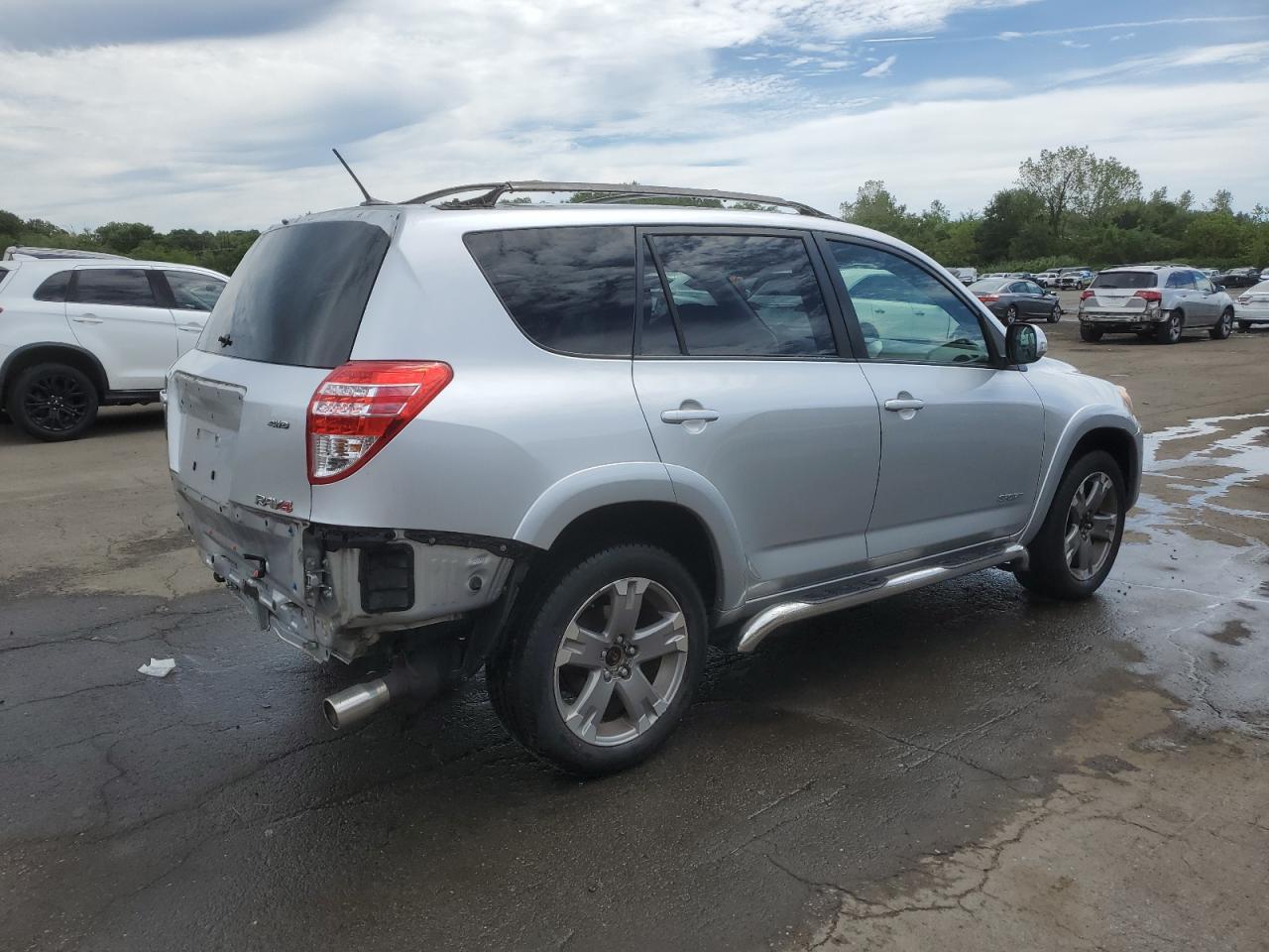 2011 Toyota Rav4 Sport silver null gas JTMRF4DV9B5047584 photo #4