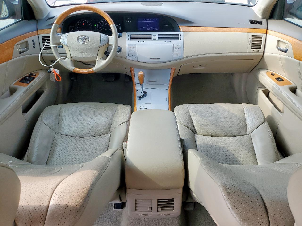 2005 Toyota Avalon Xl VIN: 4T1BK36B55U061417 Lot: 69936845