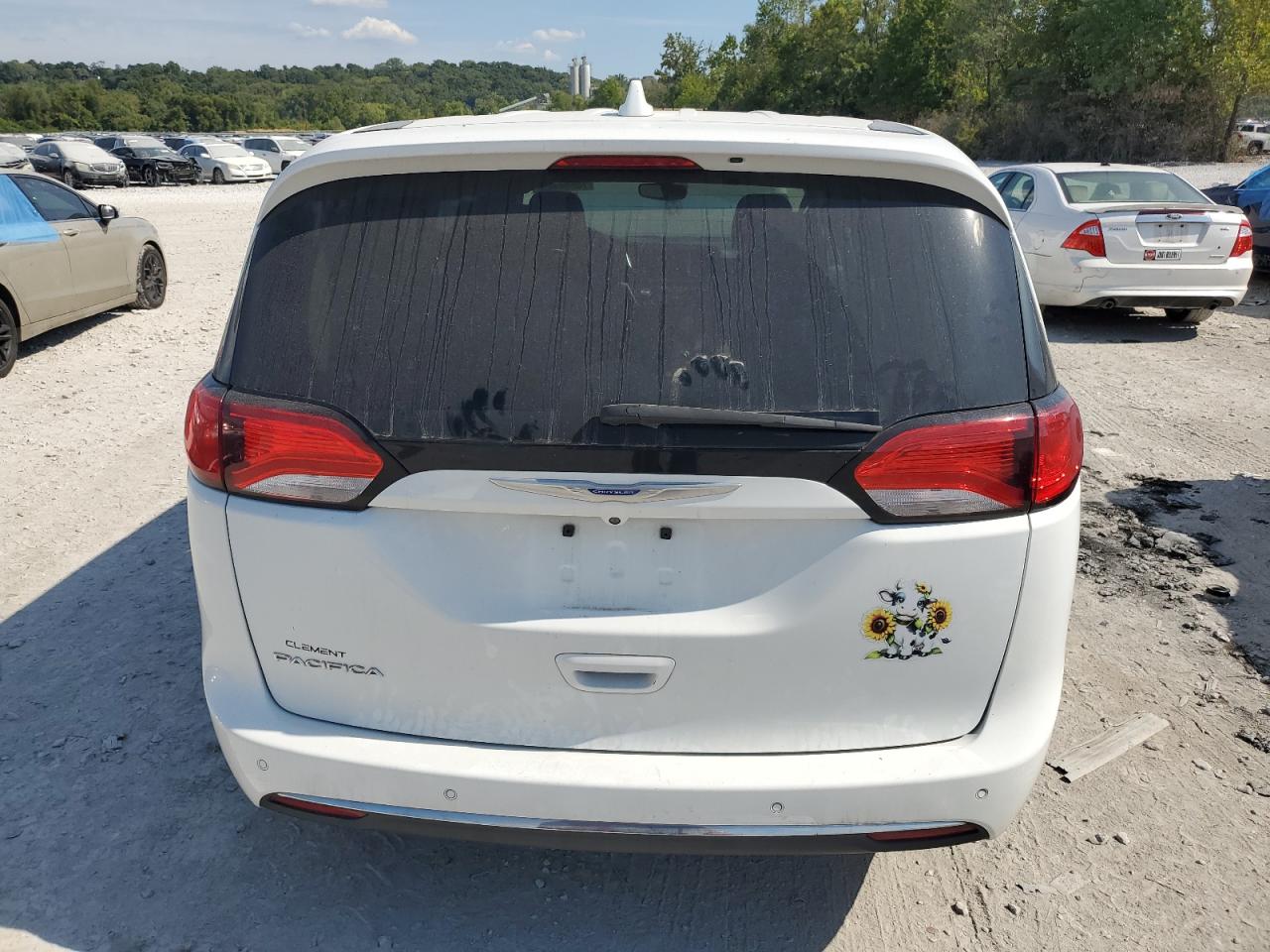 2018 Chrysler Pacifica Touring Plus VIN: 2C4RC1FG1JR212177 Lot: 70556465