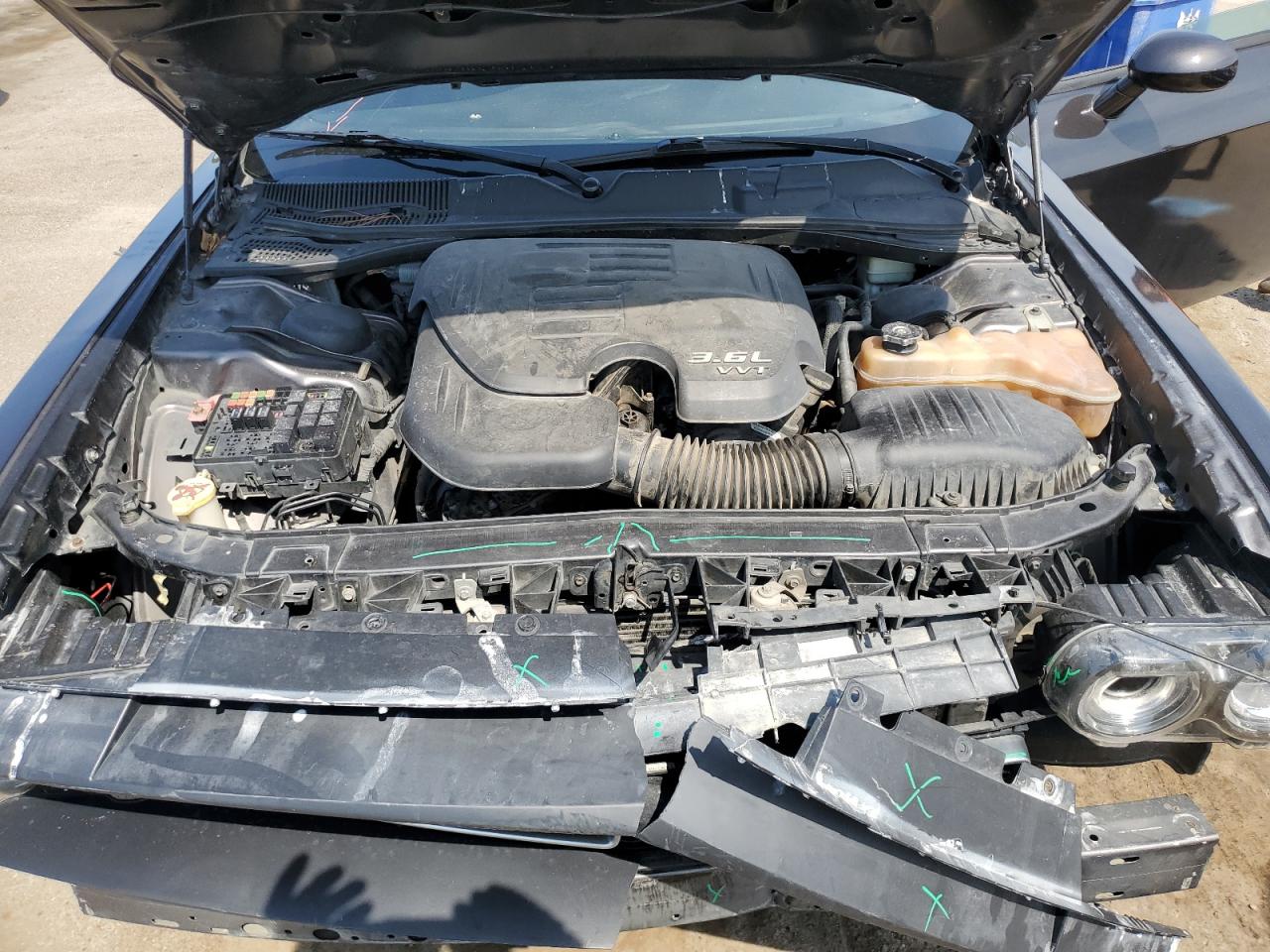 2015 Dodge Challenger Sxt VIN: 2C3CDZAG4FH758806 Lot: 70054635