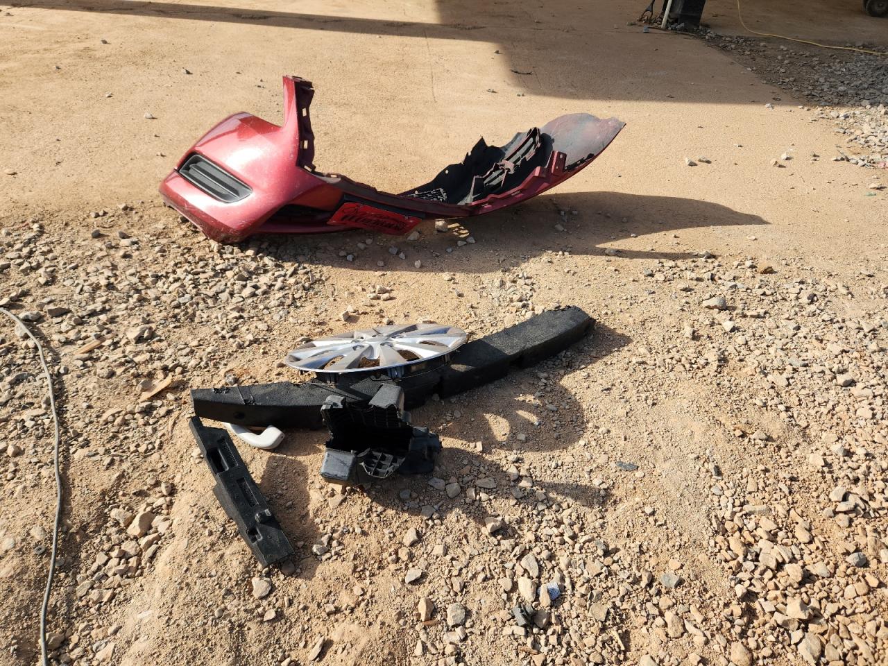 2015 Nissan Sentra S VIN: 3N1AB7AP4FY293664 Lot: 70658125