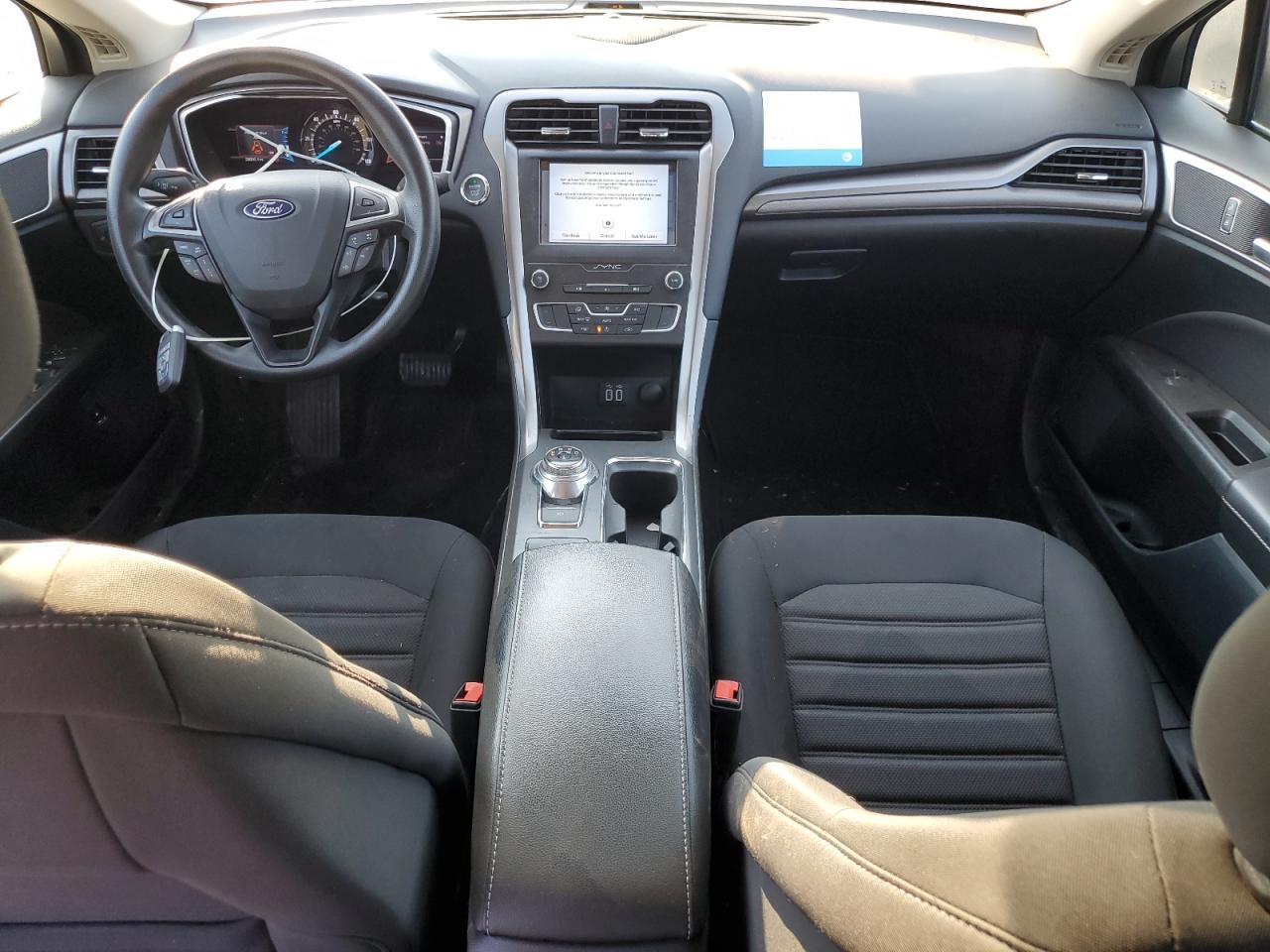 2019 Ford Fusion Se VIN: 3FA6P0LU9KR219407 Lot: 54028575