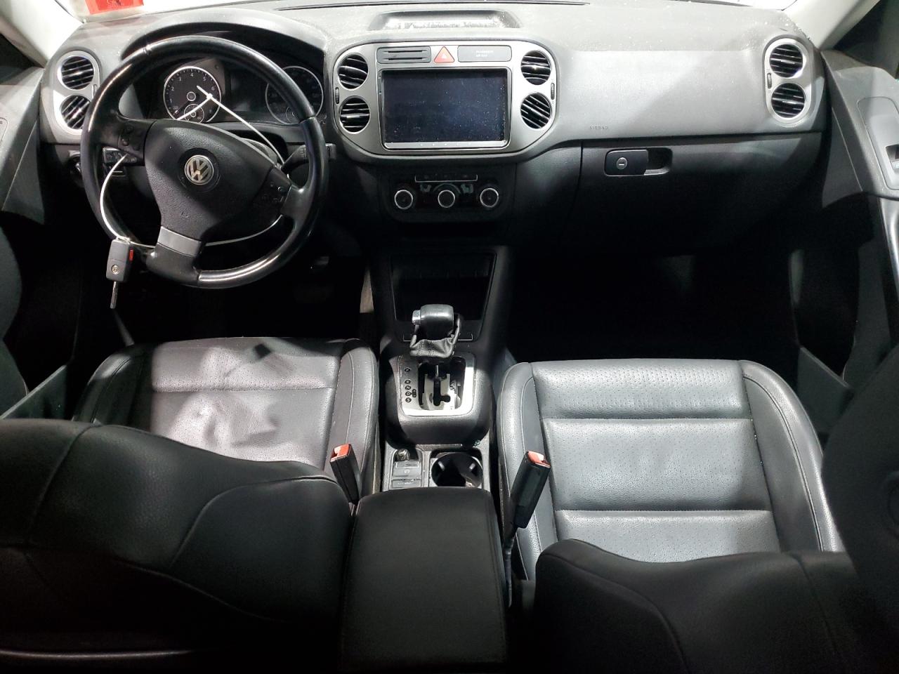 2010 Volkswagen Tiguan Se VIN: WVGBV9AX4AW526250 Lot: 69597415
