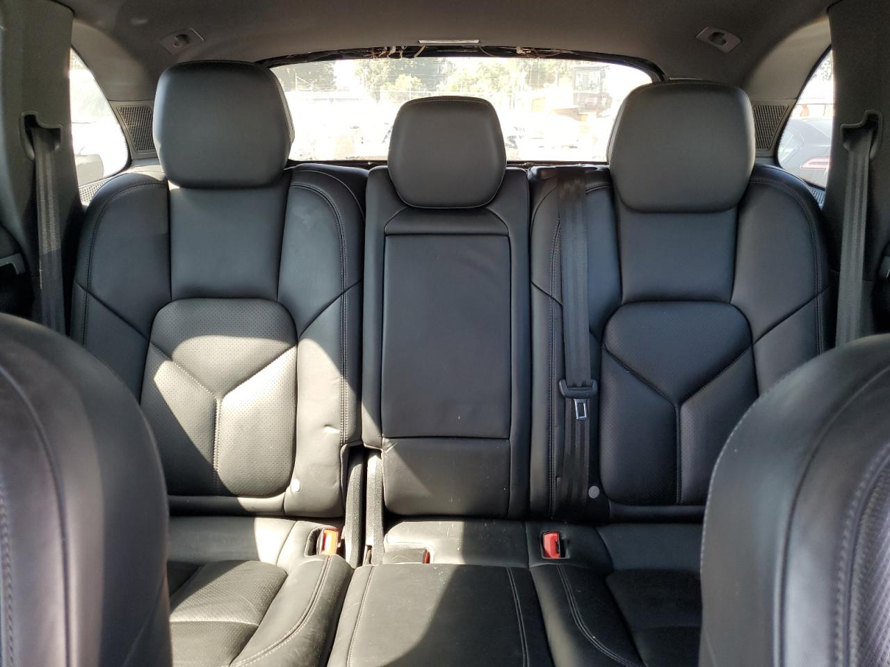 2016 Porsche Cayenne VIN: WP1AA2A29GLA09882 Lot: 69388395