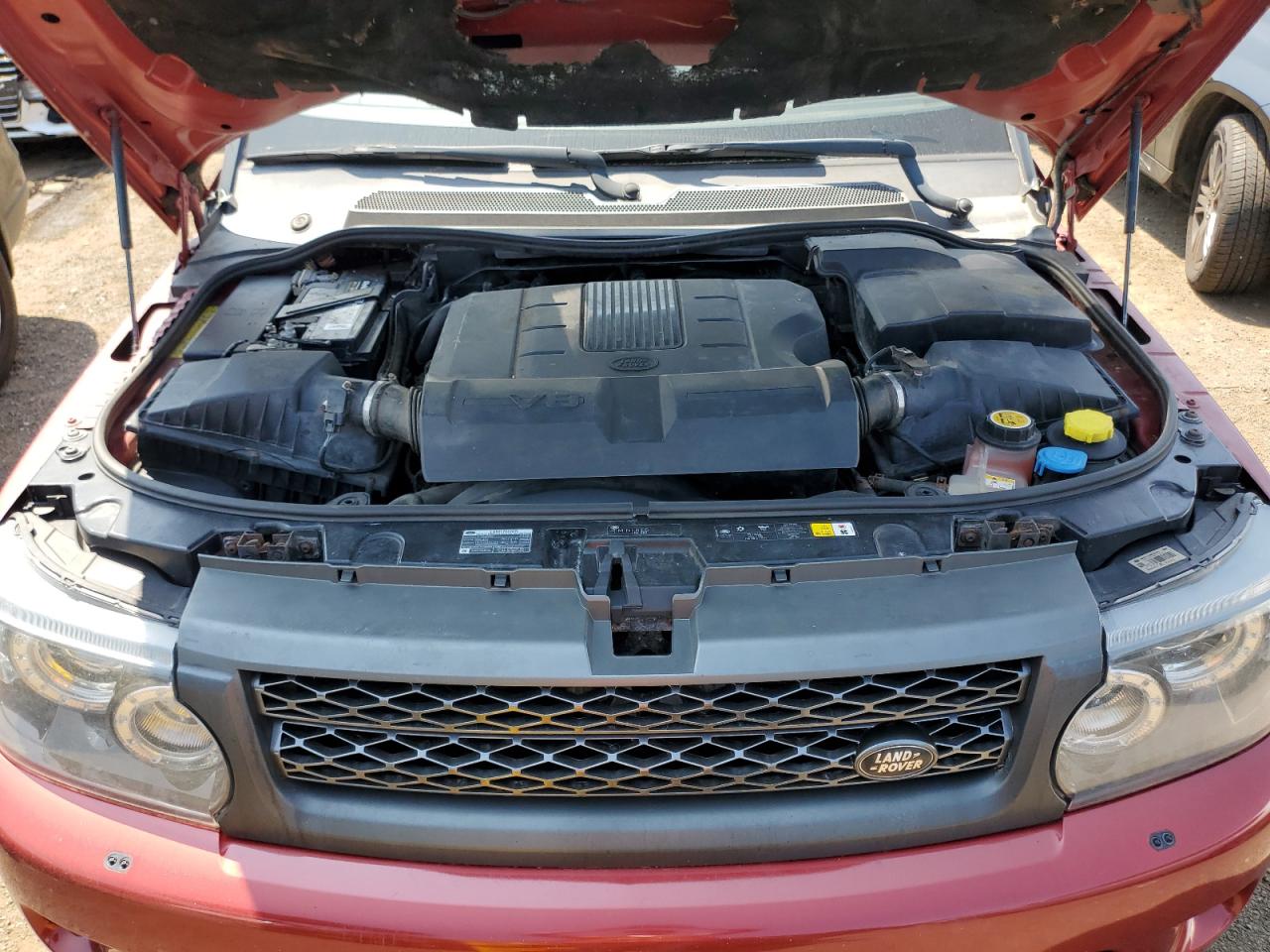 2011 Land Rover Range Rover Sport Hse VIN: SALSF2D42BA704464 Lot: 67192175