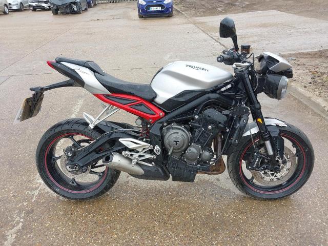 2019 TRIUMPH STREET TRIPLE R 