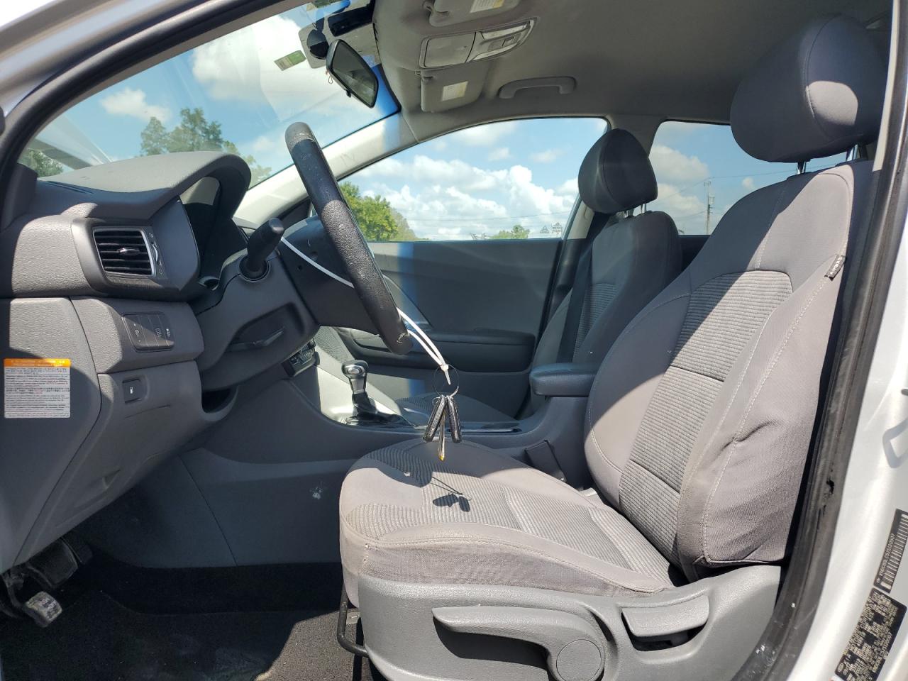 KNDCB3LC5J5120007 2018 Kia Niro Fe