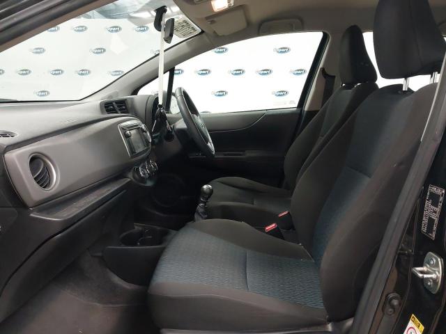 2012 TOYOTA YARIS TR V