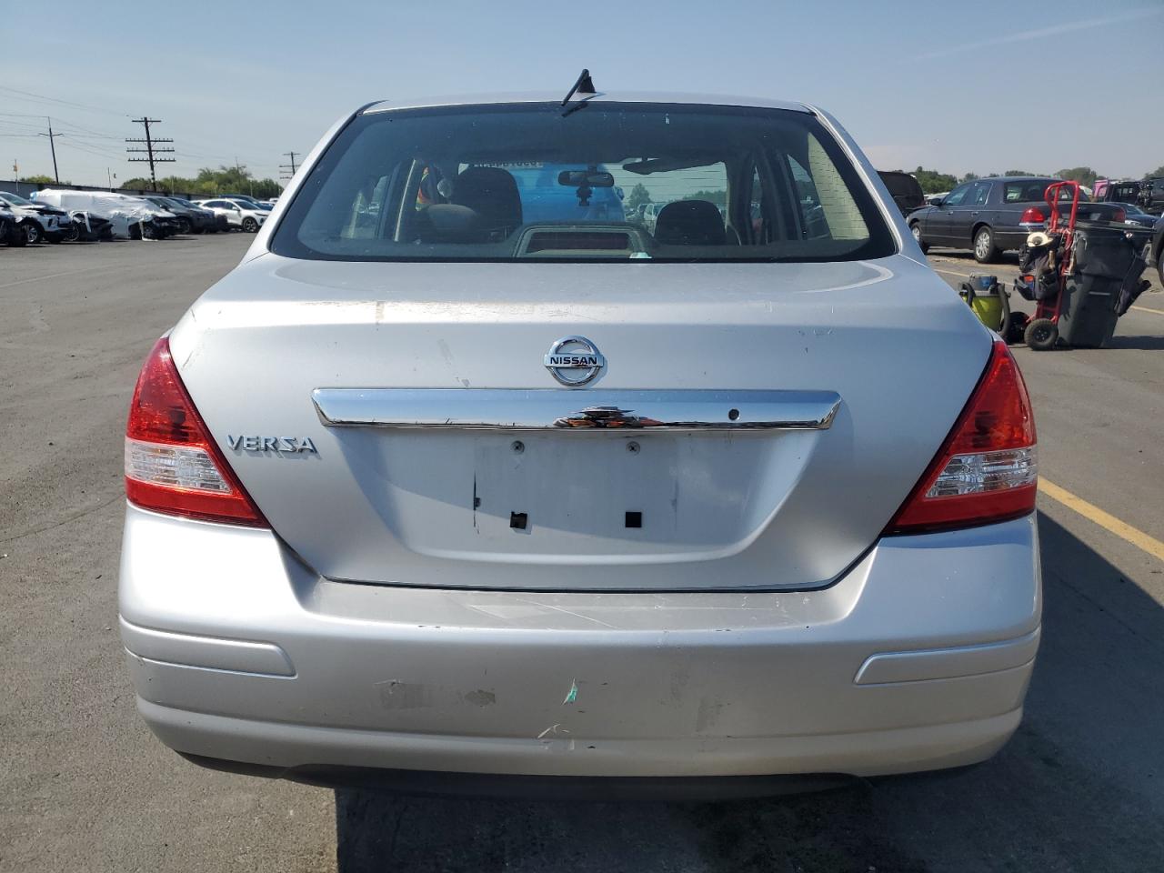2011 Nissan Versa S VIN: 3N1BC1AP1BL445471 Lot: 69878445