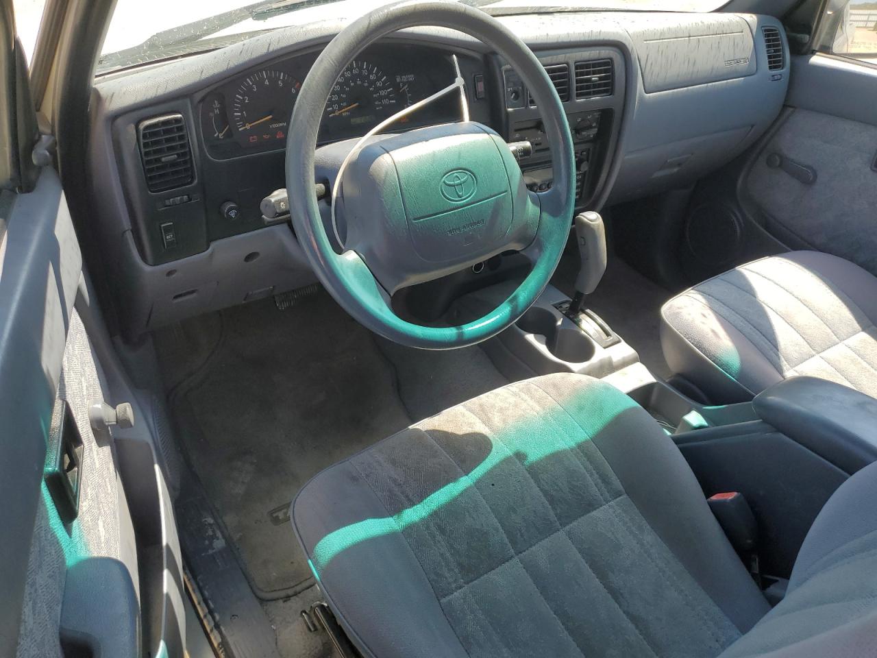 2000 Toyota Tacoma Xtracab Prerunner VIN: 4TASM92N3YZ592104 Lot: 69591285