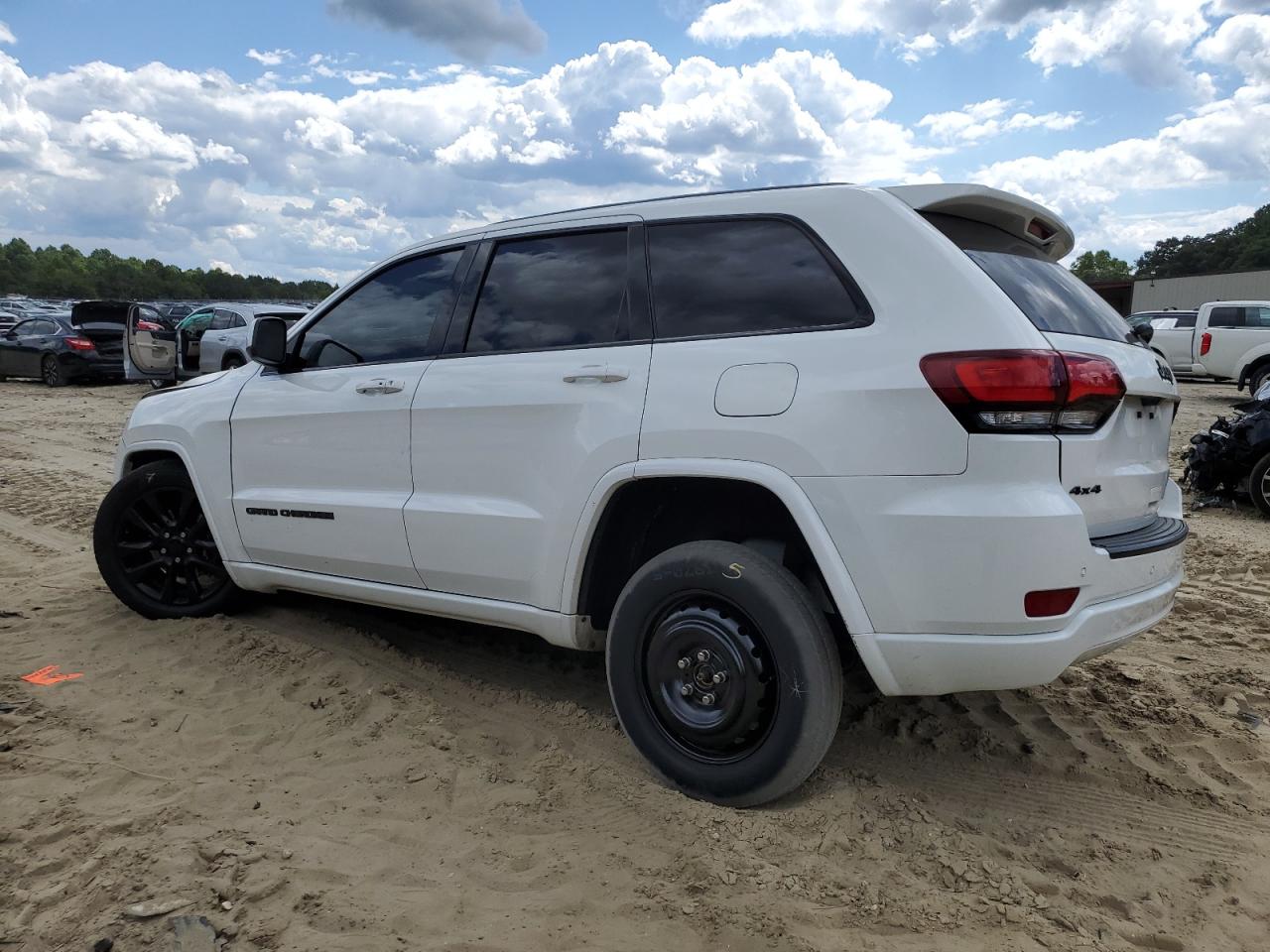 2019 Jeep Grand Cherokee Laredo white null flexible 1C4RJFAG1KC754481 photo #3