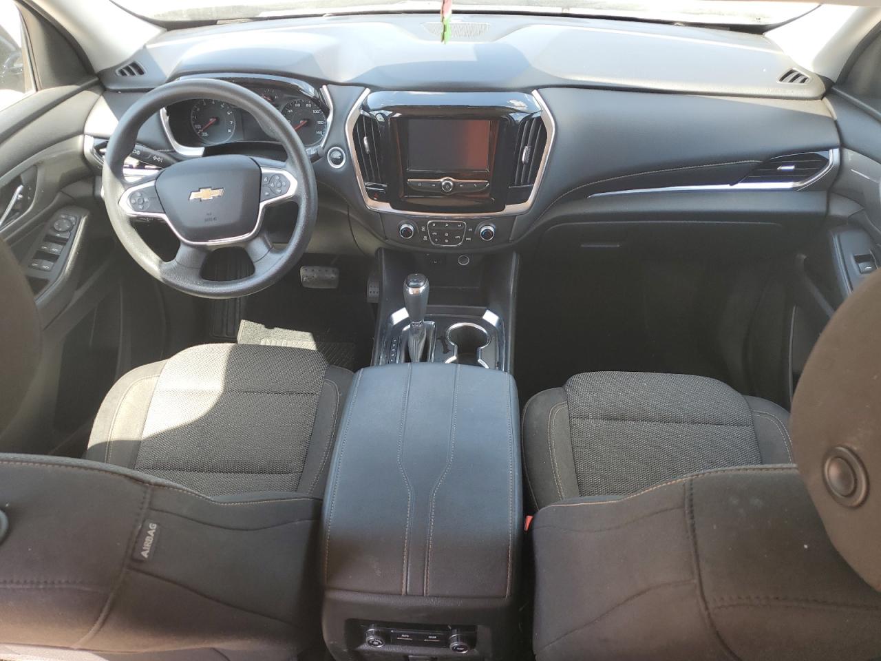 2018 Chevrolet Traverse Ls VIN: 1GNERFKW7JJ241427 Lot: 70282385