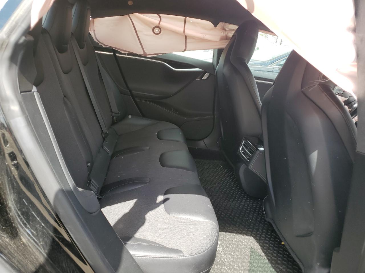 2015 Tesla Model S 85 VIN: 5YJSA1H1XFF080569 Lot: 71101575