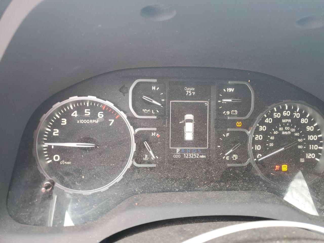 2019 Toyota Tundra Crewmax Sr5 VIN: 5TFDW5F18KX779817 Lot: 70599955