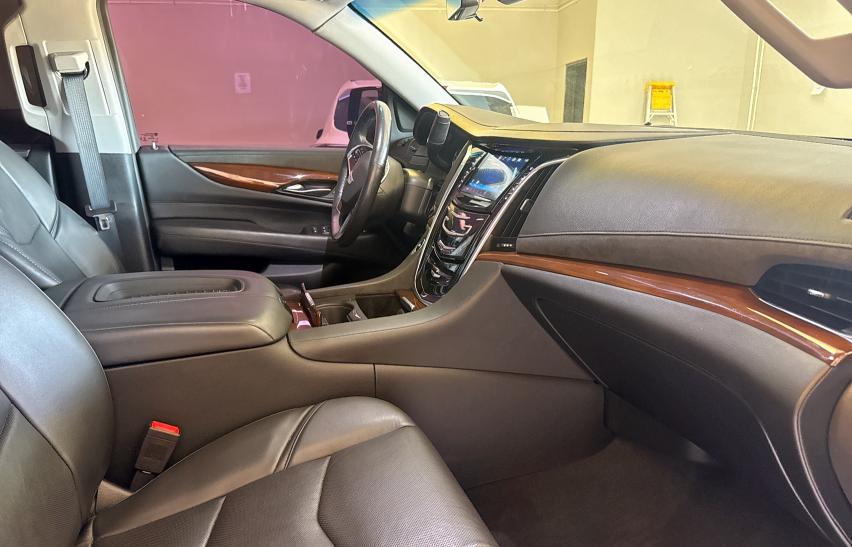  CADILLAC ESCALADE 2019 Black