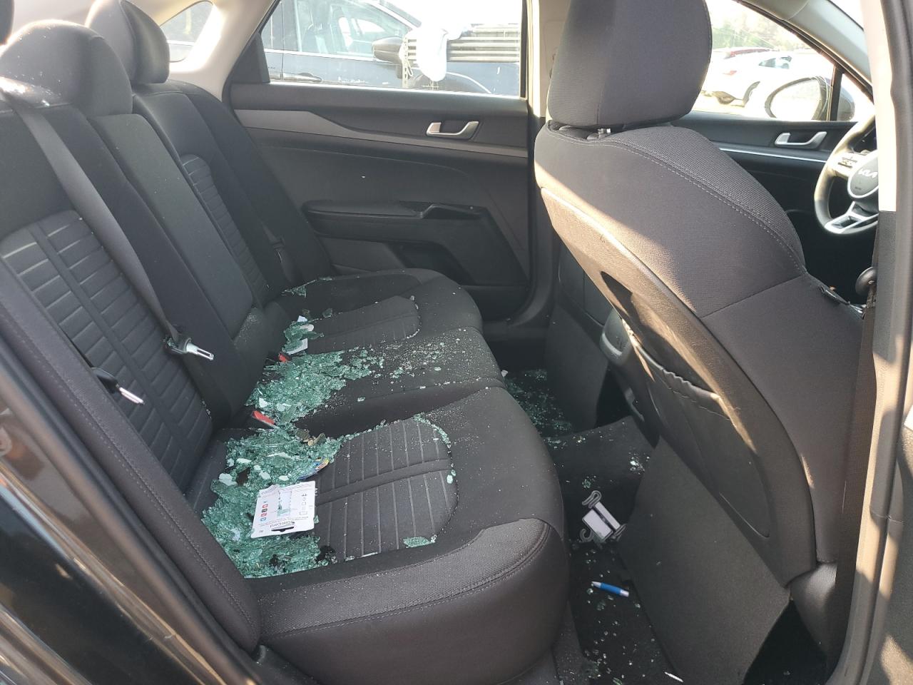 2025 Kia K5 Lxs VIN: KNAG24J75S5316931 Lot: 68956425