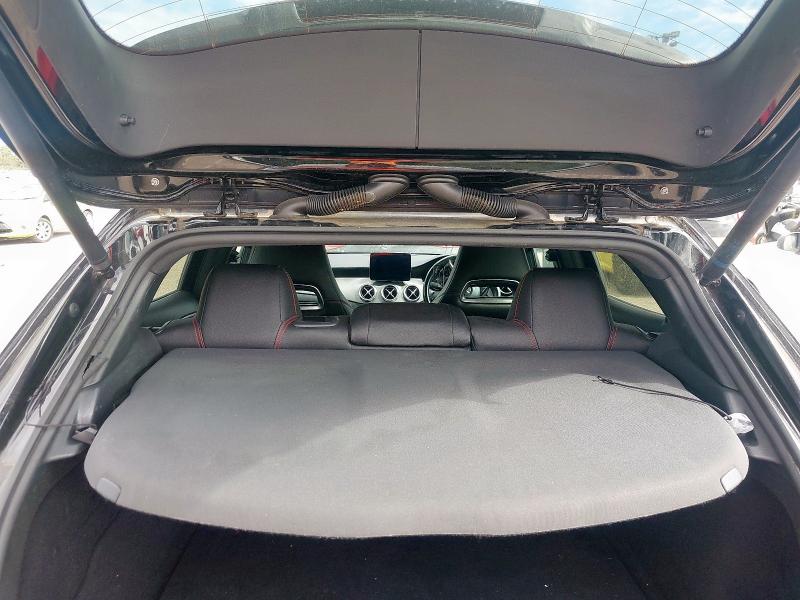 2018 MERCEDES-BENZ GLA 200 AMG LINE D AUTO 