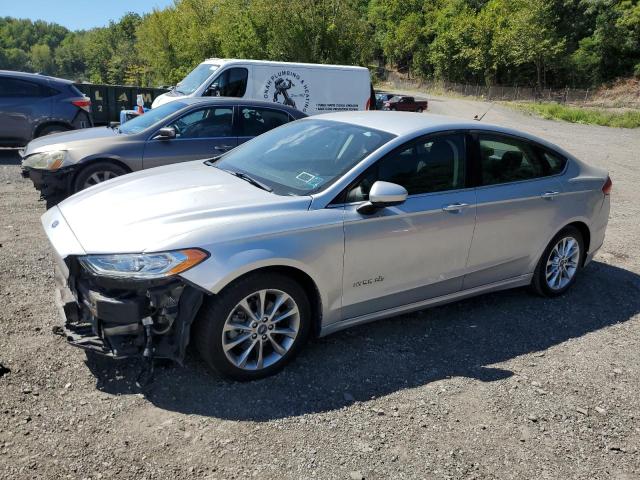 Седаны FORD FUSION 2017 Серебристый