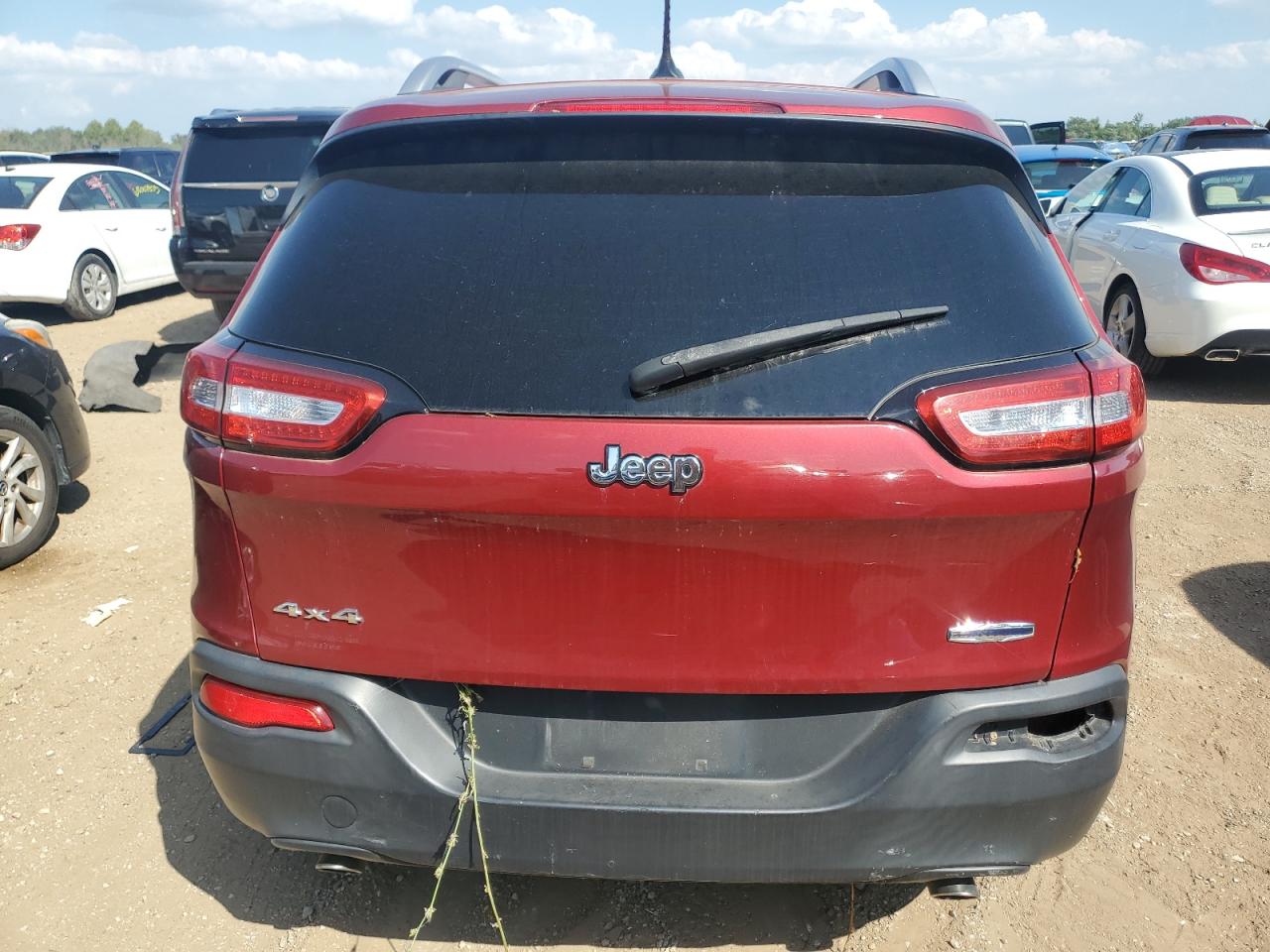 2014 Jeep Cherokee Latitude VIN: 1C4PJMCS6EW146116 Lot: 68736385