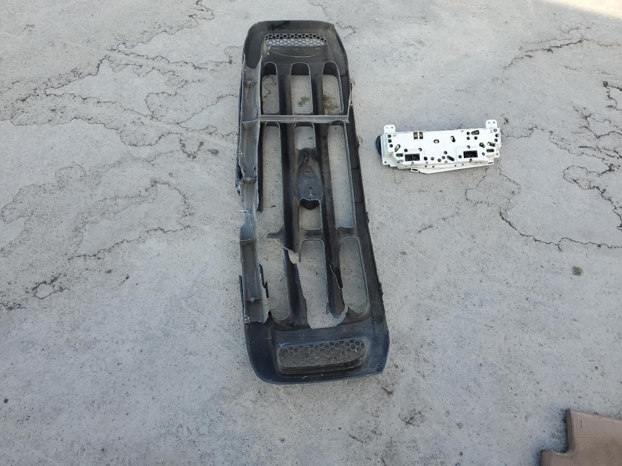 2004 Ford F350 Srw Super Duty VIN: 1FTSX30L94ED75703 Lot: 69874815