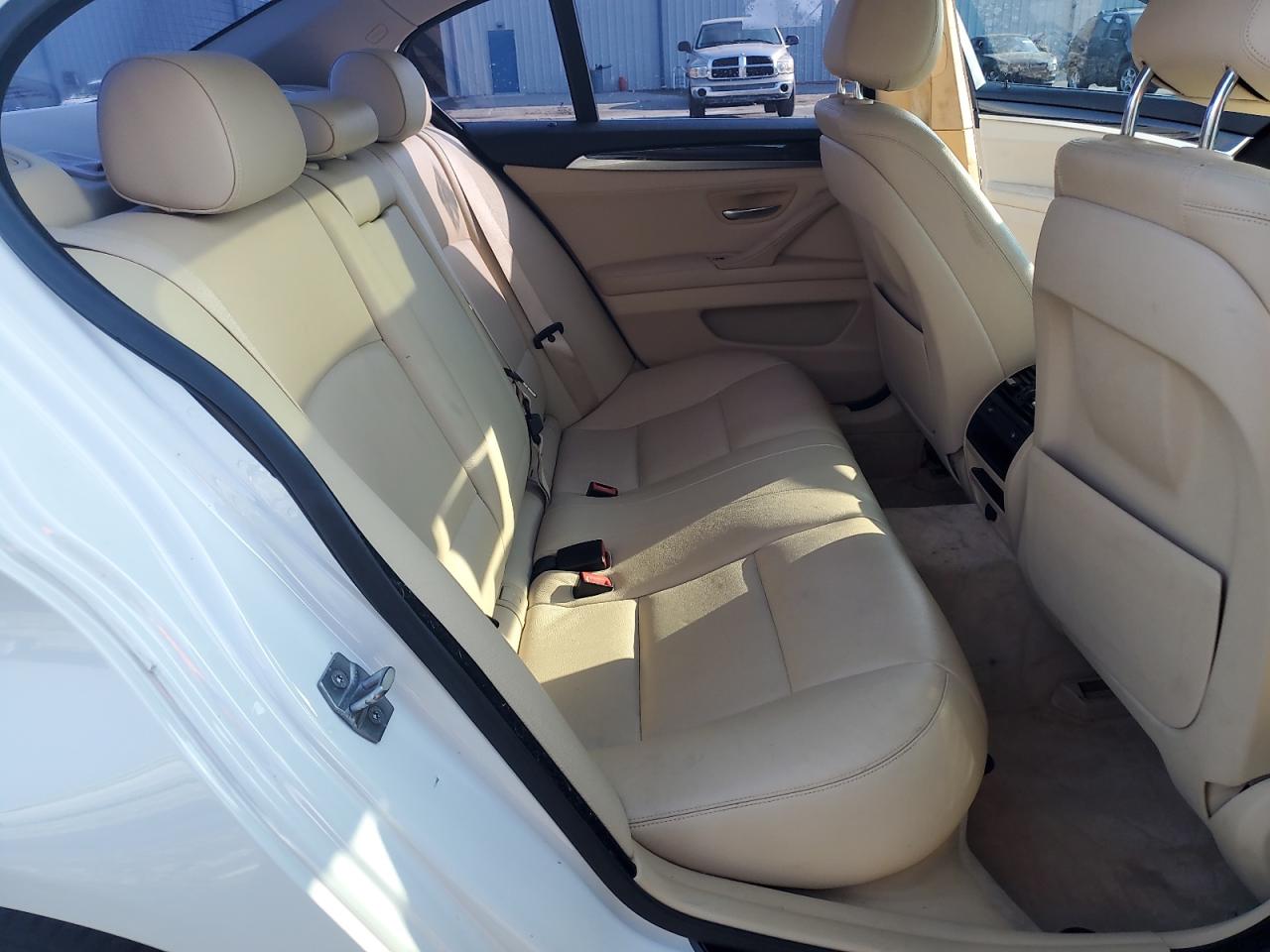 2015 BMW 528 Xi VIN: WBA5A7C51FD627811 Lot: 69860955