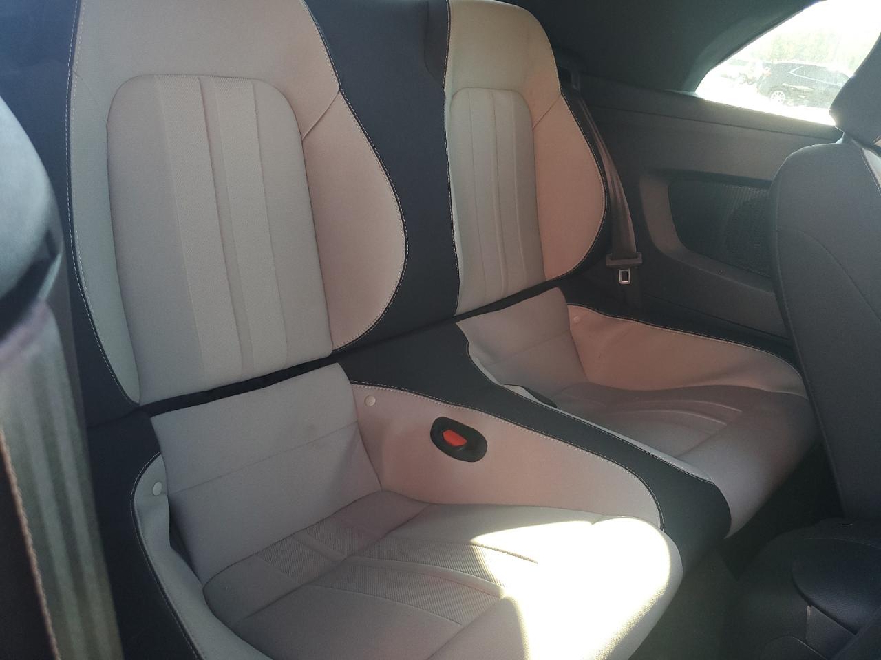 2022 Ford Mustang VIN: 1FATP8UH2N5100768 Lot: 70836305