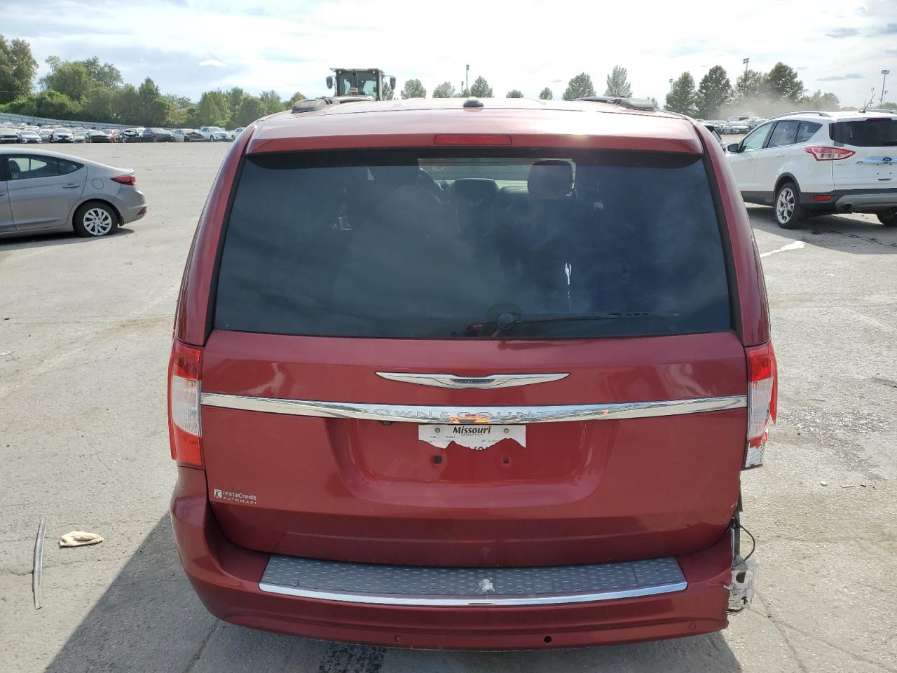 2015 Chrysler Town & Country Touring L VIN: 2C4RC1CGXFR657559 Lot: 70201955