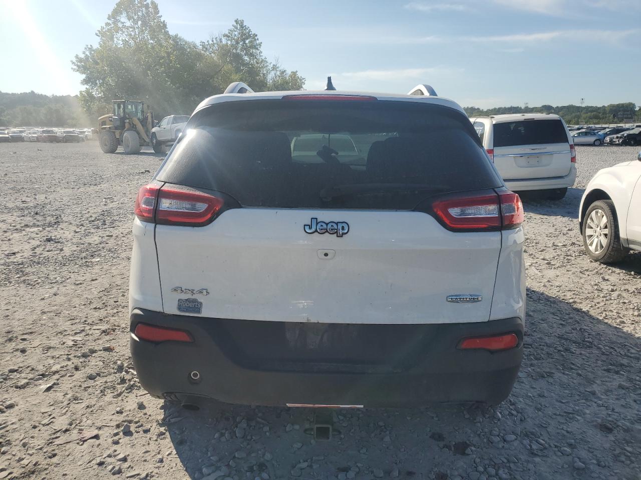 2016 Jeep Cherokee Latitude VIN: 1C4PJMCB9GW304774 Lot: 69885385