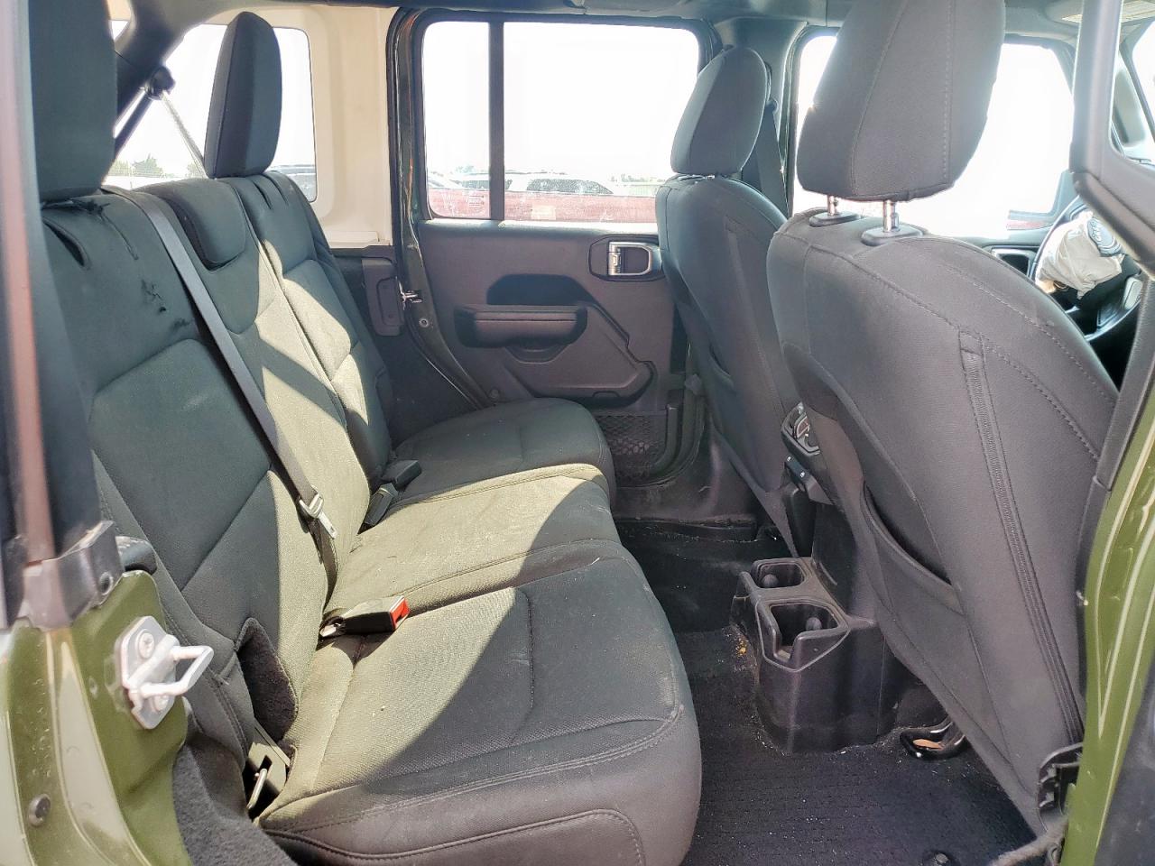 2020 Jeep Wrangler Unlimited Sport VIN: 1C4HJXDN2LW332098 Lot: 70048675