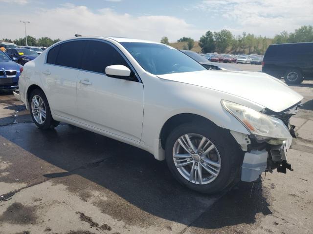  INFINITI G37 2013 Biały